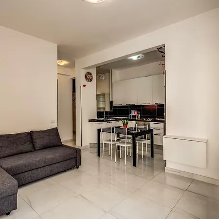 Apartment Holiday Vip Nansen 100 *
